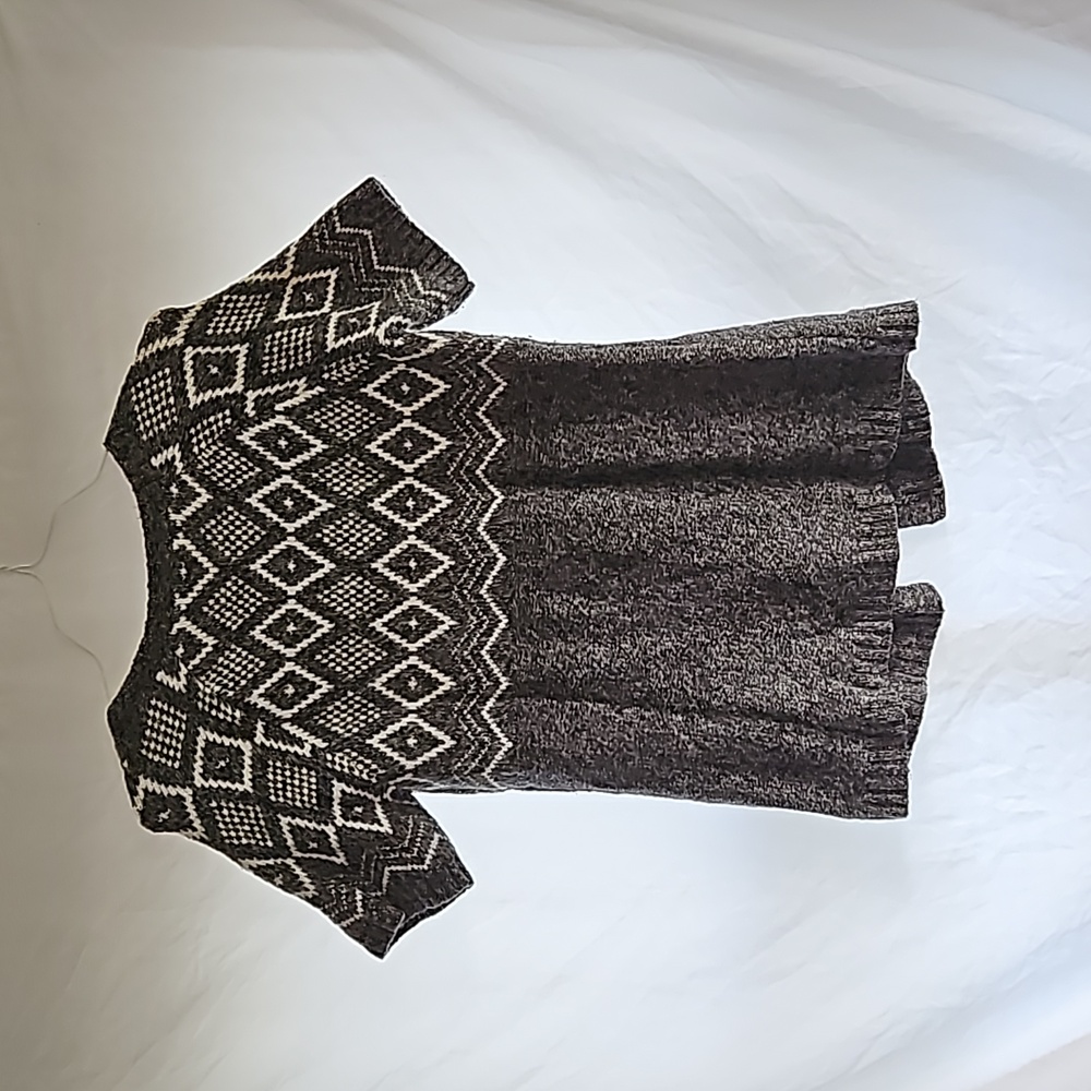 Sweater - Picture 4 of 5